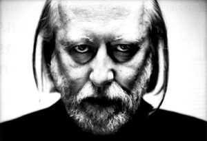A black and white image of the Hungarian author Lázló Krasnahorkai