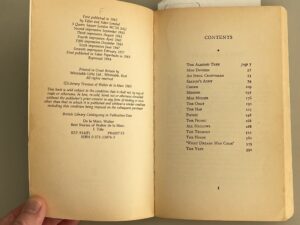 Copyright page and table of contents of "Best Stories of Walter de la Mare"